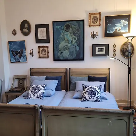 Apartment Baroque Palais Timber House *