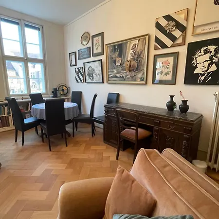 Apartament Baroque Palais Timber House *